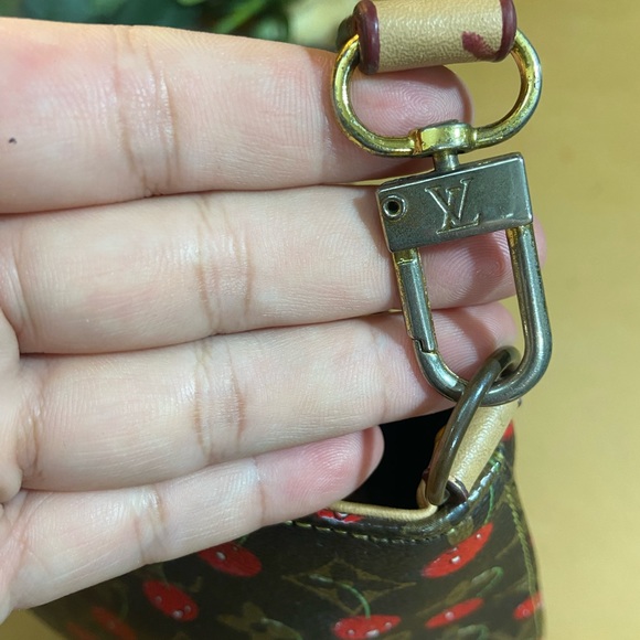 Leather Cherry Bag. - Picture 8 of 11